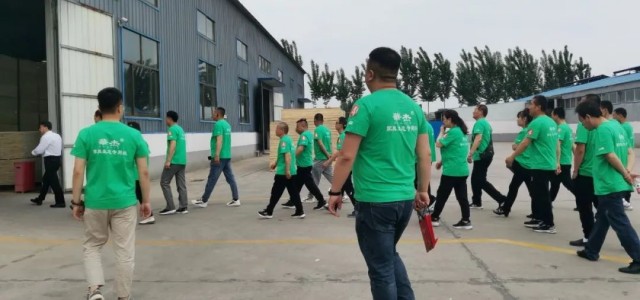 张家口经销商团队华杰木业工厂行圆满结束