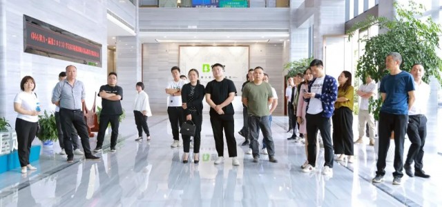 同心聚力·赢战2023；雪宝家具板株洲地区新品推荐会暨表彰大会圆满成功