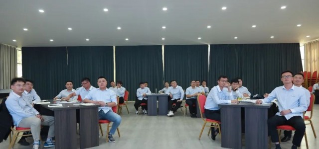 “从心”出发，先服务后管理营销人员思想会培训圆满结束
